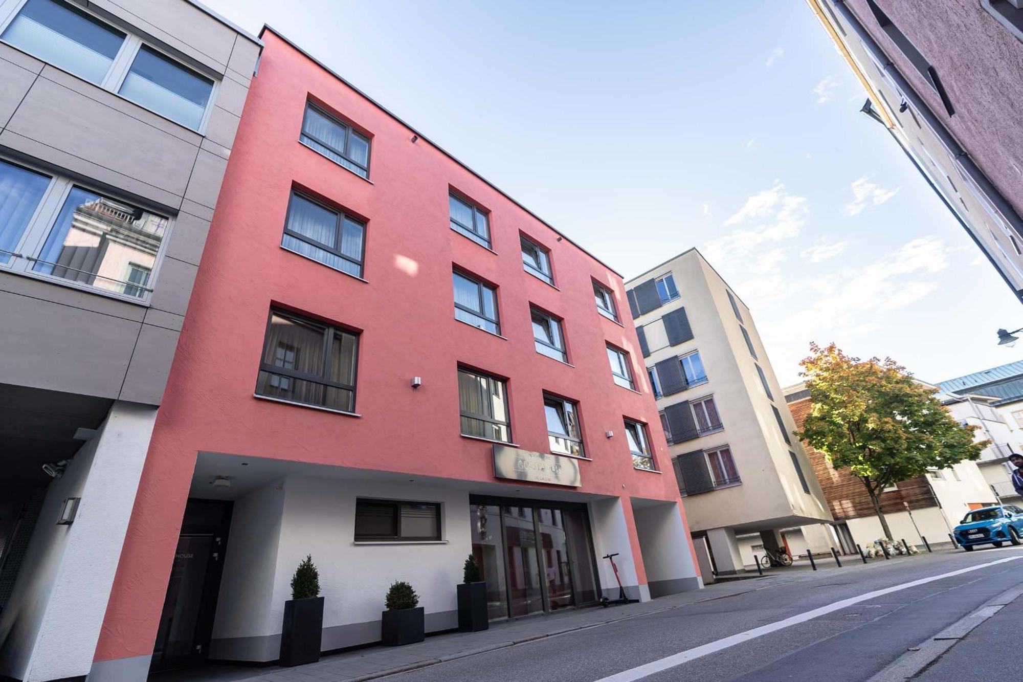 Altstadthotel Guesthouse Die Galerie Инголщат Екстериор снимка