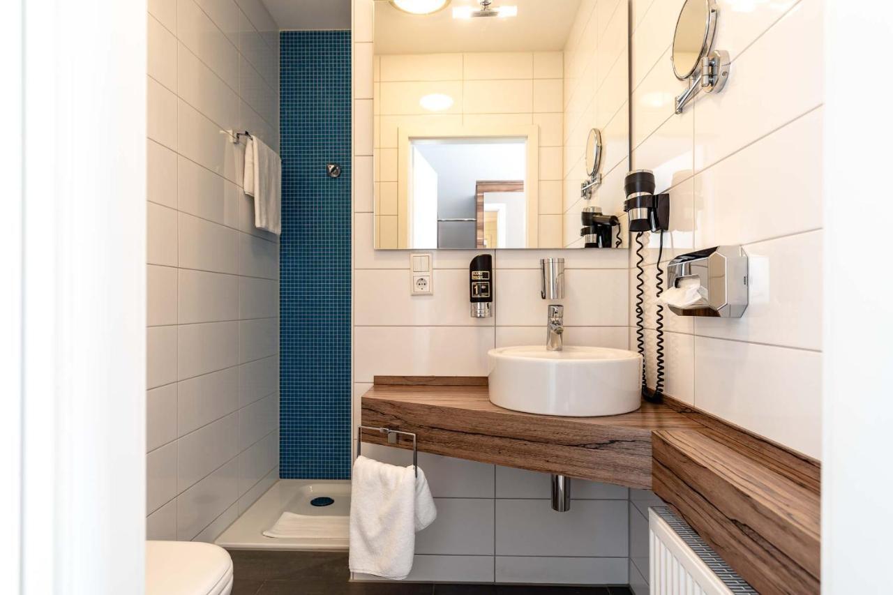 Altstadthotel Guesthouse Die Galerie Инголщат Екстериор снимка